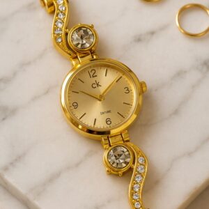 New Premium golden Female Quartz chain watch